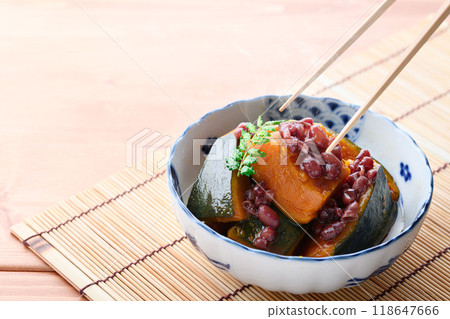 Local cuisine: Pumpkin cousin stew (cousin stew) 118647666