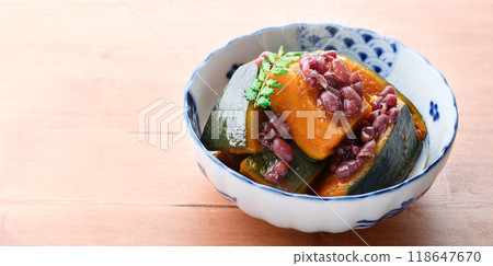 Local cuisine: Pumpkin cousin stew (cousin stew) Local cuisine: Pumpkin cousin stew (cousin stew) 118647670