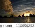 Dawn at Hashiguiiwa and the beautiful coastline between the clouds 118650252