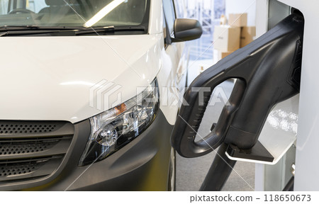 Electric delivery van with electric vehicles charging station 118650673