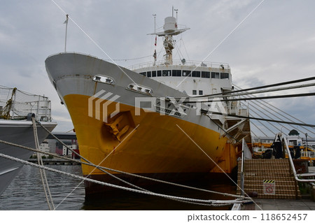 Hakkoda Maru 060 Hakkoda Maru 060 118652457