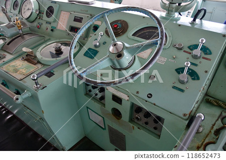 Hakkoda Maru 076 Wheelhouse 118652473