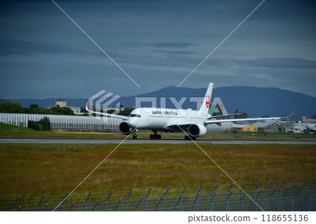 大阪國際機場 飛機起飛 大阪國際機場 飛機起飛 118655136