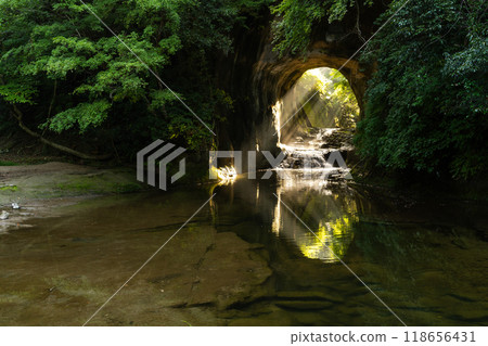 <Chiba Prefecture> Kameiwa Cave and Heart-Shaped Light <Chiba Prefecture> Kameiwa Cave and Heart-Shaped Light 118656431