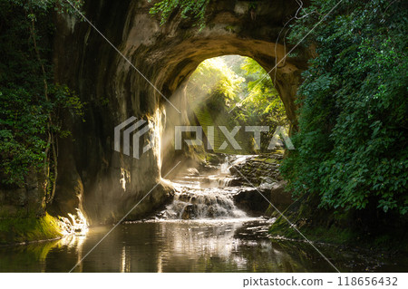 <Chiba Prefecture> Kameiwa Cave and Heart-Shaped Light 118656432
