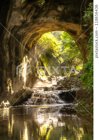 <Chiba Prefecture> Kameiwa Cave and Heart-Shaped Light <Chiba Prefecture> Kameiwa Cave and Heart-Shaped Light 118656436