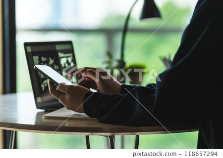 Personal computer and male 118657294