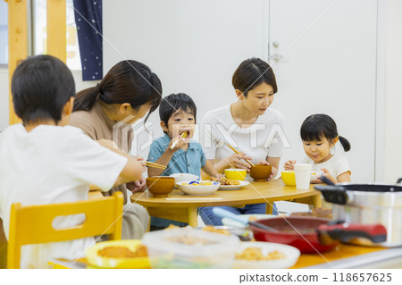 兒童食堂圖片 118657625