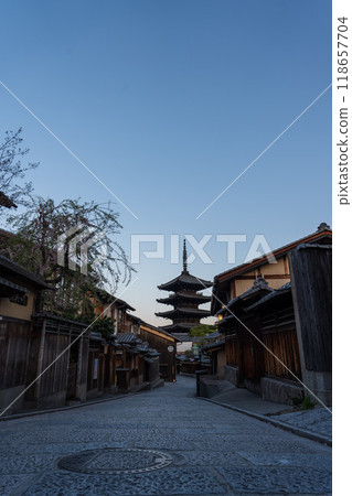 [京都]法隆寺、五層塔與清晨 118657704