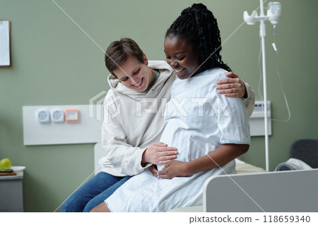 Embracing Supportive Partner in Hospital Setting Embracing Supportive Partner in Hospital Setting 118659340