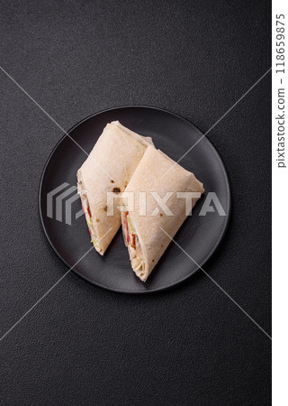 Delicious traditional shawarma or doner kebab with chicken 118659875