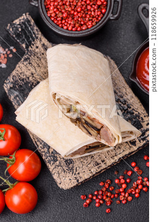 Delicious traditional shawarma or doner kebab with beef, mushrooms 118659926