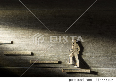 Conceptual image of business success 118663406