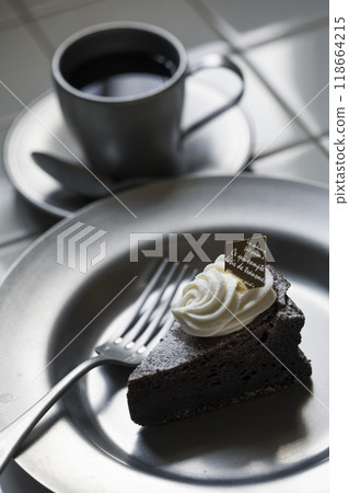 巧克力蛋糕  118664215