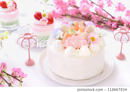 可愛的女兒節三色布丁、淡雪草莓、珍珠白草莓、花蛋糕 118667834