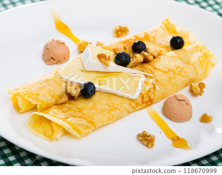 Pancakes with brie cheese a 118670999