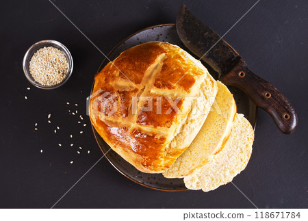 fresh bread on black table 118671784