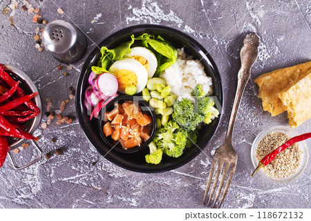 diet food in bowl, fresh dinner food diet food in bowl, fresh dinner food 118672132