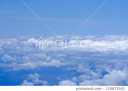 August clouds seen from the plane 118673381