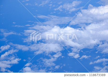 August clouds seen from the plane 118673389