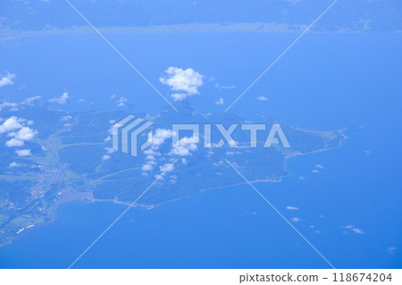 8月的日本海鳥瞰圖 118674204