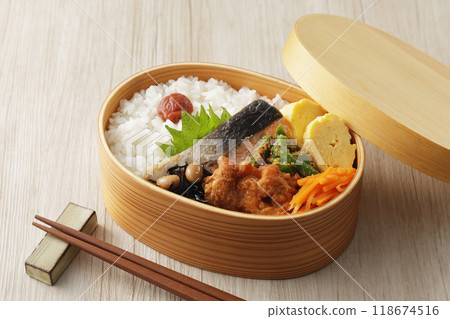 Bento box for bending Bento box for bending 118674516