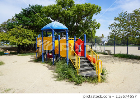 兒童公園遊樂場設備 118674657