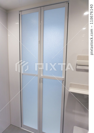 New bathroom door 118676140