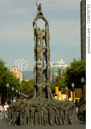 Castellers monument from the catalan artist Francesc Anglis i Garcia in the city of Tarragona, Catalonia, Spain 118676712