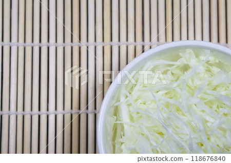 色彩飽滿！高麗菜絲 118676840