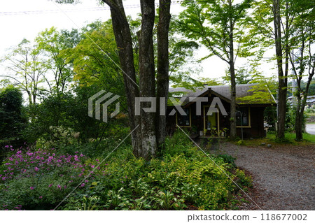 Moegi Village, a multi-purpose tourist area in Kiyosato, Hokuto City, Yamanashi Prefecture 118677002