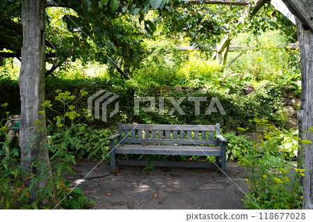 Moegi Village, a multi-purpose tourist area in Kiyosato, Hokuto City, Yamanashi Prefecture 118677028