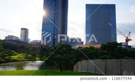 從舊芝離宮恩賜庭園看到的摩天大樓 118677544