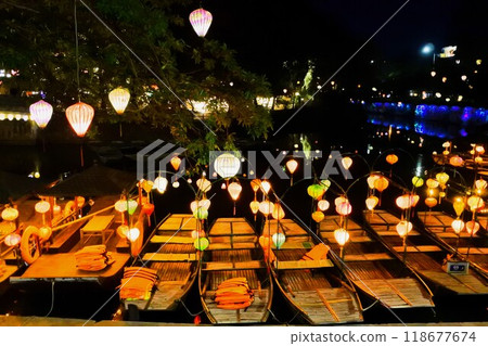 越南寧平麒麟山燈光秀 越南寧平麒麟山燈光秀 118677674