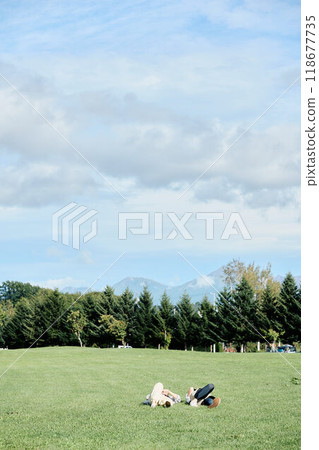 Women relaxing in nature Women relaxing in nature 118677735