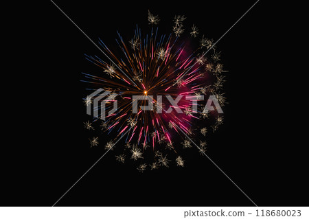 Fireworks burst into the summer night sky at the Akihayama Hongu Akiha Shrine dedication fireworks festival (Shizuoka Prefecture) Fireworks burst into the summer night sky at the Akihayama Hongu Akiha Shrine dedication fireworks festival (Shizuoka Prefecture) 118680023