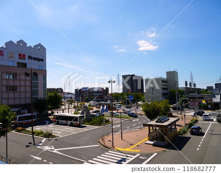 Scenery around Shinkanaoka Station 118682777