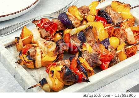 Pork shish kebab, shashlik skewers. 118682906