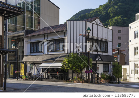 Fukutaya Confectionery Shop in Unazuki Onsen Town Fukutaya Confectionery Shop in Unazuki Onsen Town 118683773