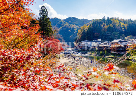 Aichi Prefecture Korankei Gorge Autumn Leaves 118684572