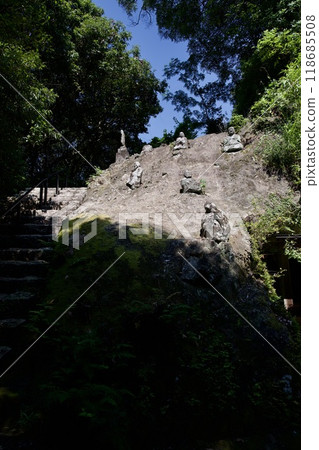 Hirafui of Hirayama's Iwato Kannon in Kumamoto City 118685508