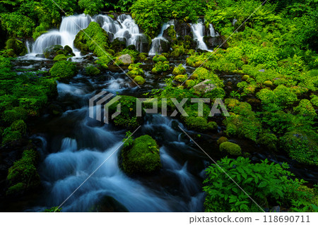 Kyogokucho Fukidashi Park - Underground water from Mt. Yotei Kyogokucho Fukidashi Park - Underground water from Mt. Yotei 118690711