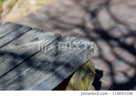 Park bench Park bench 118693106