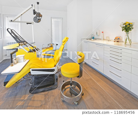 Dental Chair Dental Chair 118695456