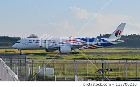 Malaysia Airlines A350-900 Toyosan taxiing Malaysia Airlines A350-900 Toyosan taxiing 118700216