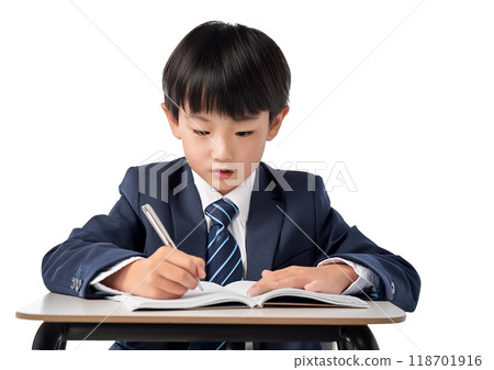 Elementary school boy studying (png) 118701916