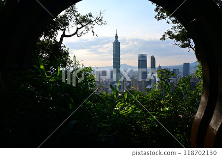 從象山看台北101 118702130