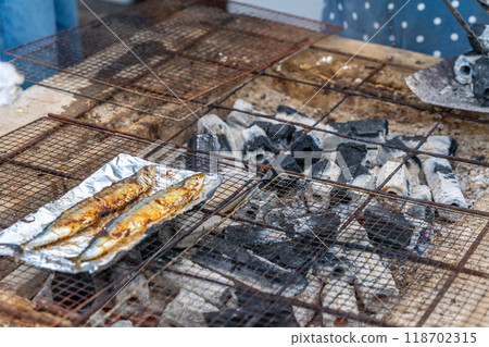 秋天的味道秋刀魚、鄆上港早市、秋刀魚節 118702315