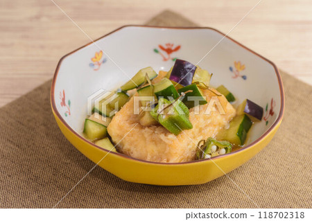 夏蔬菜醬炸豆腐 118702318