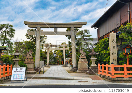 西院春日神社（京都府京都市右京區） 118705049